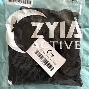 ZYIA 14-16 Black Ribbed Premium 7/8 24” NEW IN BAG